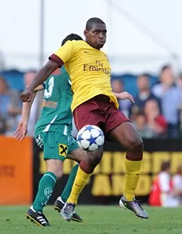 Jay Emmauel Thomas (Arsenal) Dombi (Neusiedl). SC Neusiedl 0: 4 Arsenal