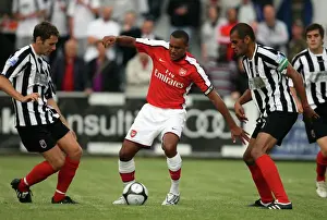 Jay Simpson (Arsenal) Mark Nisbet and Bobby Behzadi (Maidenhead). Maidenhead 1: 7 Arsenal