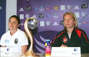 Images Dated 23rd April 2007: Jayne Ludlow (Arsenal) Hanna Ljungberg (Umea)