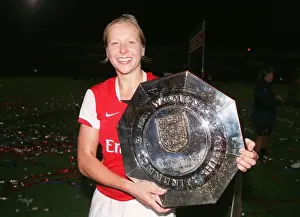 Jayne Ludlow (Arsenal Ladies) celebrates at the end of the match