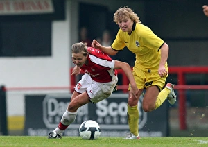 Arsenal Ladies v Sparta Prague 2009-10 Gallery: Jayne Ludlow (Arsenal) Pivonlova (Sparta)