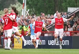 Arsenal Ladies v Umea IK 2006-07 Collection: Jayne Ludlow and Sian Larkin celebrate at the final whistle