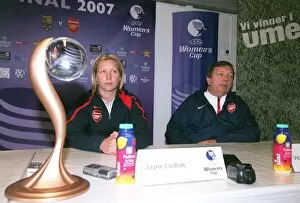 Images Dated 23rd April 2007: Jayne Ludlow and Vic Akers (Arsenal)