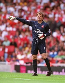 Arsenal v Inter Milan 2007-08 Collection: Jens Lehmann in Action: Arsenal's Victory over Inter Milan, Emirates Cup 2007 (2:1)