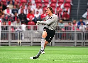 Jens Lehmann's Heroics: Arsenal's Triumph over Porto at the Amsterdam Tournament, 2005