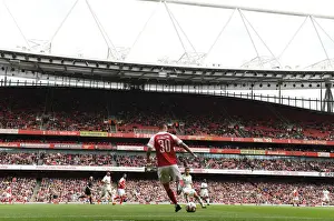 Jeremie Aliadiere in Action: Arsenal Legends vs Real Madrid Legends (2018-19)