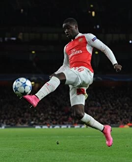 Images Dated 24th November 2015: Joel Campbell in Action: Arsenal vs Dinamo Zagreb, UEFA Champions League 2015-16