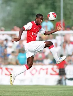 Johan Djourou in Action: Arsenal's Dominance in Pre-Season Friendly against Schwadorf (July 2006)