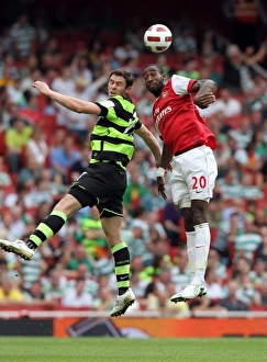 Johan Djourou (Arsenal) Daryl Murphy (Celtic). Arsenal 3:2 Celtic. Emirates Cup Pre Season Johan Djourou (Arsenal) Daryl Murphy (Celtic). Arsenal 3:2 Celtic. Emirates Cup Pre Season