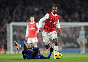 Johan Djourou (Arsenal) Louis Saha (Everton). Arsenal 2:1 Everton. Barclays Premier League Johan Djourou (Arsenal) Louis Saha (Everton). Arsenal 2:1 Everton. Barclays Premier League