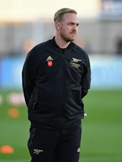 Jonas Eidevall Leads Arsenal in Barclays Womens Super League Clash Against Brighton & Hove Albion
