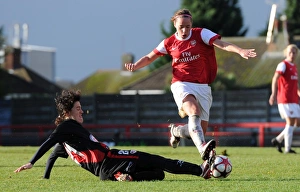 Images Dated 11th November 2010: Jordan Nobbs (Arsenal) Miriam Dieguez (Rayo). Arsenal Ladies 4: 1 Rayo Vallecano