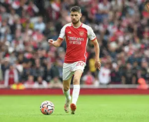 Jorginho Shines: Arsenal Kicks Off Premier League Season with Victory over Fulham