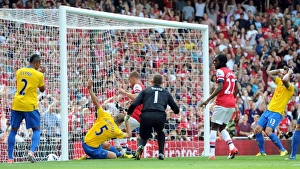 Jos Hooiveld (Soton) scores an own goal. Arsenal 6: 1 Southampton. Barclays Premier League