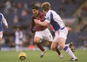 Blackburn Rovers v Arsenal 2005-6 Collection: Jose Reyes (Arsenal) Andy Todd (Blackburn). Blackburn Rovers 1: 0 Arsenal