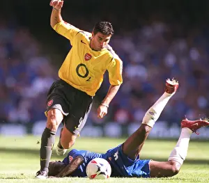 Chelsea V Arsenal - Comm Shield 2005-06 Prints: Jose Reyes vs Claude Makelele: Arsenal vs Chelsea in the FA Community Shield, 2005