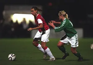 Julie Fleeting (Arsenal) Elin Steinarsdottir (Breidablik)