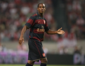Justin Hoyte's Victory: Arsenal at Ajax, 4/8/07 (1-0)