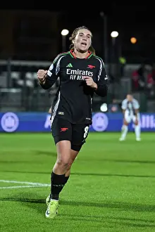 Juventus Women V Arsenal Women 2024-25 Prints: Juventus FC v Arsenal FC - UEFA Women's Champions League 2024/25 Group Stage MD3