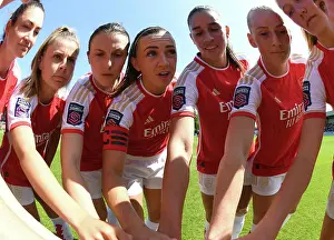 Katie McCabe Rallies Arsenal Women's Team Before Arsenal vs. Aston Villa (2022-23)