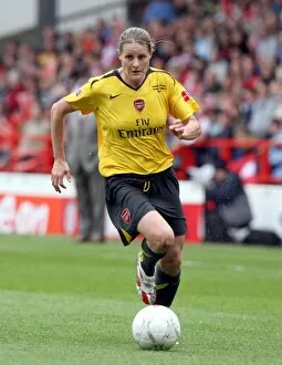 Arsenal Ladies v Charlton - FA Cup Final 2006-07 Collection: Kelly Smith (Arsenal)
