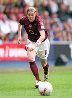 Images Dated 2nd May 2006: Kelly Smith (Arsenal). Arsenal Ladies 5: 0 Leeds United Ladies