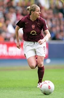 Images Dated 2nd May 2006: Kelly Smith (Arsenal). Arsenal Ladies 5: 0 Leeds United Ladies