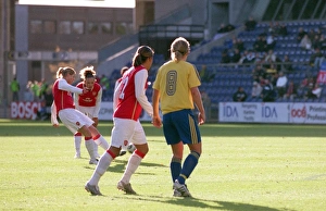 Brondby V Arsenal Ladies 2006-07 Prints: Kelly Smith scores Arsenals 1st goal from a free kick