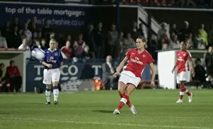 Arsenal Ladies v Everton Community Shield 2008-09 Collection: Kelly Smith scores Arsenals goal
