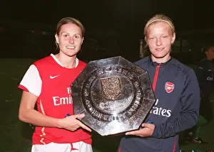 Kelly Smitha and Katie Chapman (Arsenal Ladies) with the Community Shield