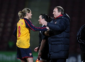 Kelly Smith's Emotional Farewell: Celebrating Victory with Manager Akers in Arsenal Ladies FA Premier League Cup Final