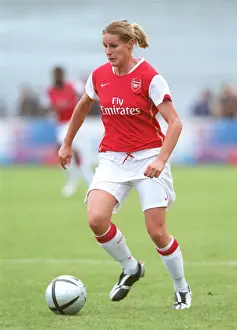 Kelly Smith's Five-Goal Blitz: Arsenal Women's UEFA Cup Victory over WFC Rossiyanka