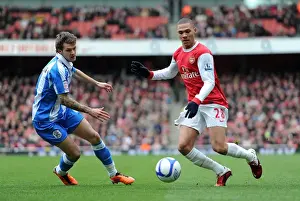 Kieran Gibbs (Arsenal) Karl Pilkington (Huddersfield). Arsenal 2: 1 Huddersfield Town