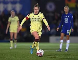 Kim Little in Action: Chelsea Women vs. Arsenal Women, FA WSL 2021-22