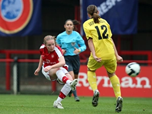 Arsenal Ladies v Sparta Prague 2009-10 Gallery: Kim Little (Arsenal) Sedleckova (Sparta)