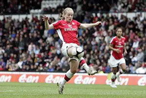Kim Little's Triumph: Arsenal FC Wins FA Cup Final 2-1 Over Sunderland WFC