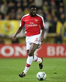 Images Dated 9th April 2009: Kolo Toure (Arsenal)