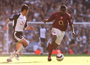 Kolo Toure (Arsenal) Lee Young-Poo (Tottehman) Kolo Toure (Arsenal) Lee Young-Poo (Tottehman)