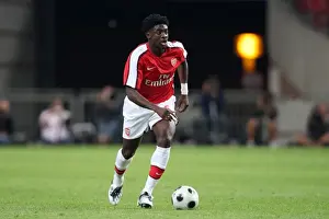 Kolo Toure's Triumph: Arsenal's Thrilling 3-2 Victory Over Ajax at Amsterdam ArenA, 2008