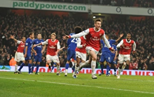 Koscielny's Strike: Arsenal's 2-1 Victory Over Everton
