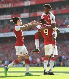 Lacazette Assists Iwobi: Arsenal's First Goal Against Burnley (2017-18)