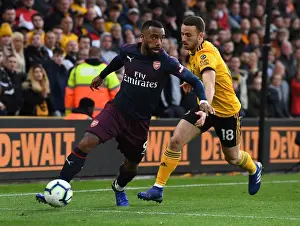 Lacazette vs. Jota: Intense Battle at Molineux - Wolverhampton Wanderers vs. Arsenal FC, Premier League 2018-19