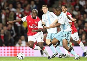 Images Dated 25th September 2007: Lassana Diarra (Arsenal) Charles N Zogbia (Newcastle)