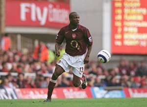 Arsenal v Man City 2005-6 Collection: Lauren (Arsenal). Arsenal 1: 0 Manchester City. FA Premier League