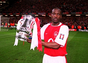 Lauren (Arsenal) with the FA Cup Trophy. Arsenal 1: 0 Southampton. The F