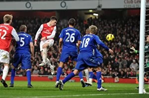 Arsenal v Everton 2010-11 Gallery: Laurent Koscielny scores Arsenals 2nd goal. Arsenal 2: 1 Everton. Barclays Premier League