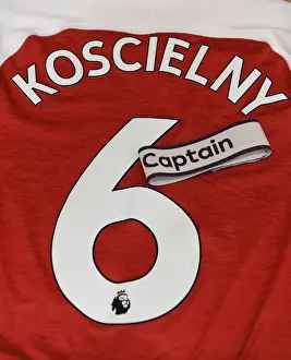 Arsenal V Manchester United 2018-19 Prints: Laurent Koscielny Wears Arsenal Captain's Armband Ahead of Arsenal vs Manchester United (2018-19)