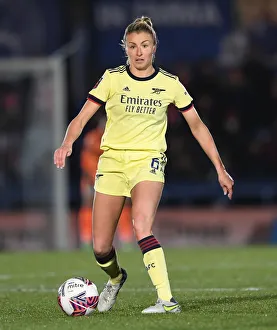Leah Williamson in Action: Chelsea Women vs. Arsenal Women, FA WSL 2021-22