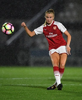 Arsenal Women V Everton Ladies - Pre Season 2017-18 Prints: Leah Williamson of Arsenal in Action against Everton Ladies during Pre-Season Friendly (2017-18)