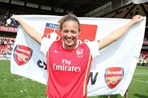 Images Dated 6th May 2008: Lianne Sanderson (Arsenal) celebrates winning the FA Cup